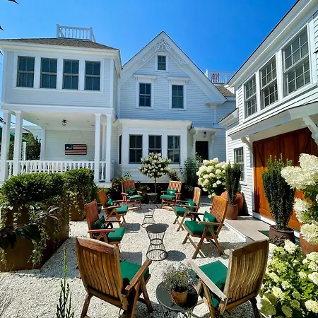 White Porch Inn-3